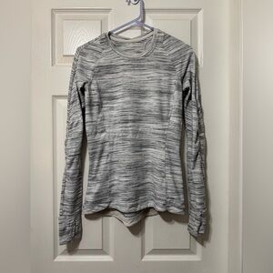 Lululemon runderful long sleeve size 6 vvguc